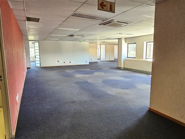 469  m² Commercial space in Bedfordview
