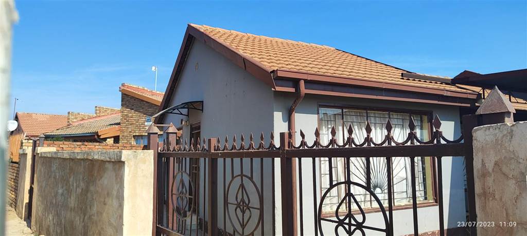 3 Bed House in Mamelodi photo number 1