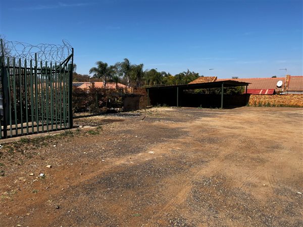 947 m² Land 947 m² Land