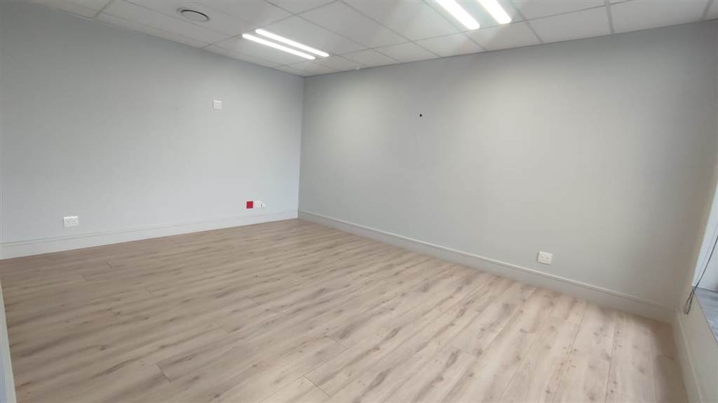 78.03  m² Commercial space in Bedfordview photo number 6