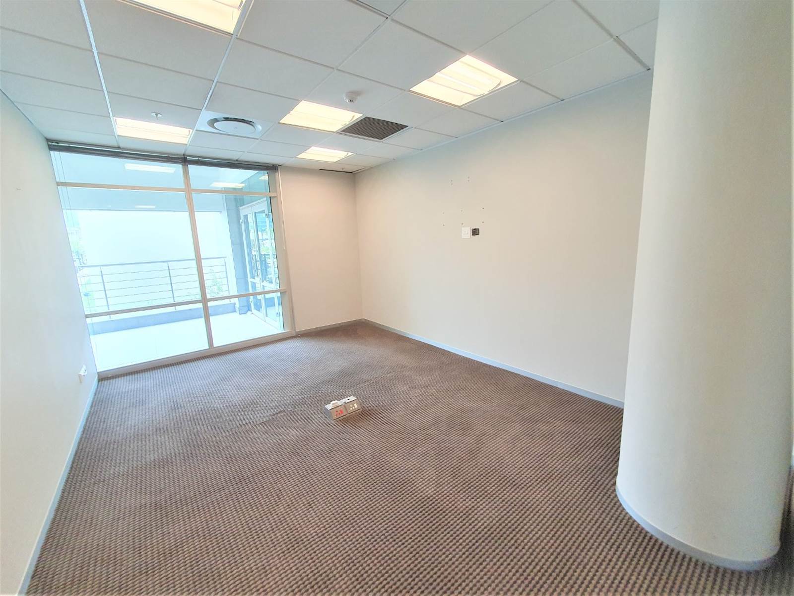 429  m² Office Space in Sandhurst photo number 7