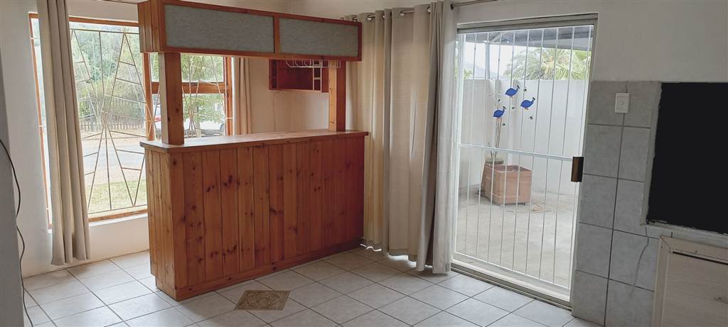 2 Bed House in Riviersonderend photo number 16