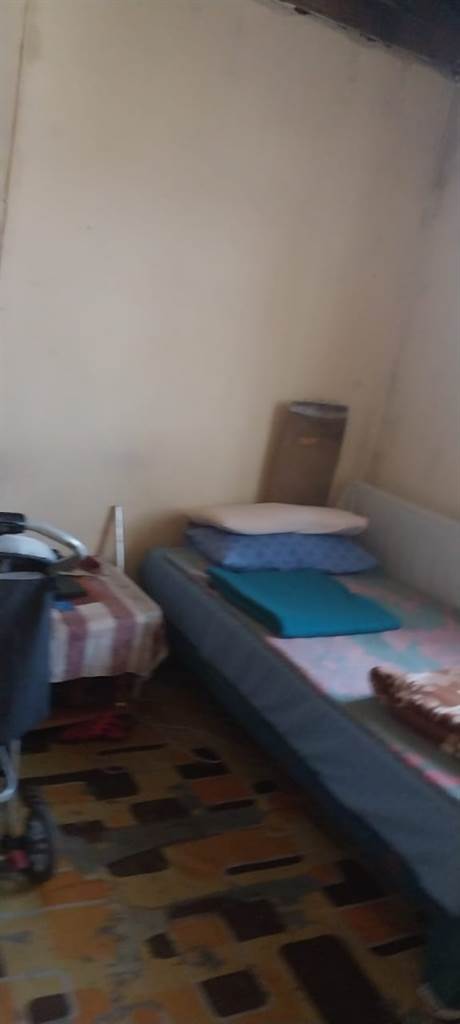 2 Bed House in Umlazi photo number 7