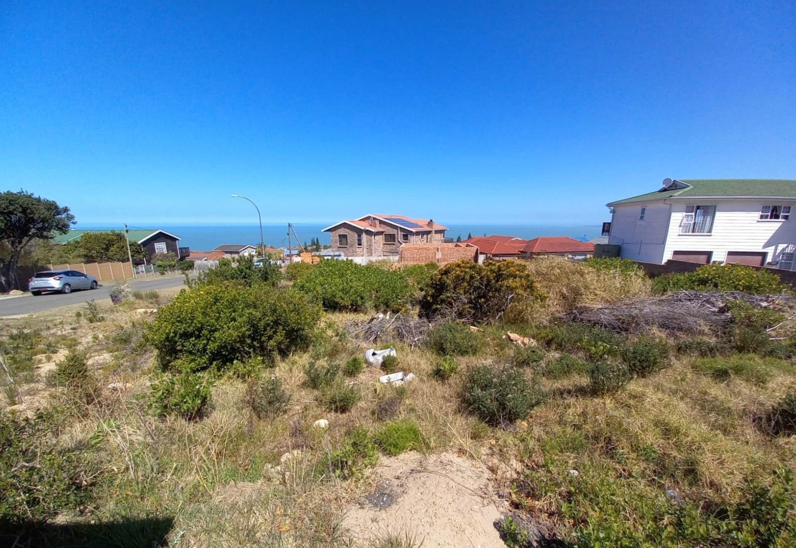 982 m² Land available in Dana Bay photo number 11
