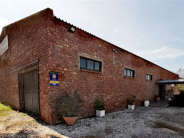 556  m² Commercial space in Worcester and surrounds