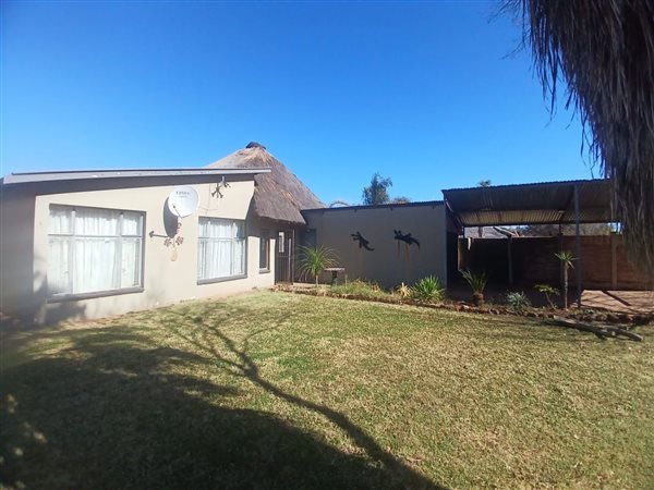 3 Bedroom House 3 Bedroom House