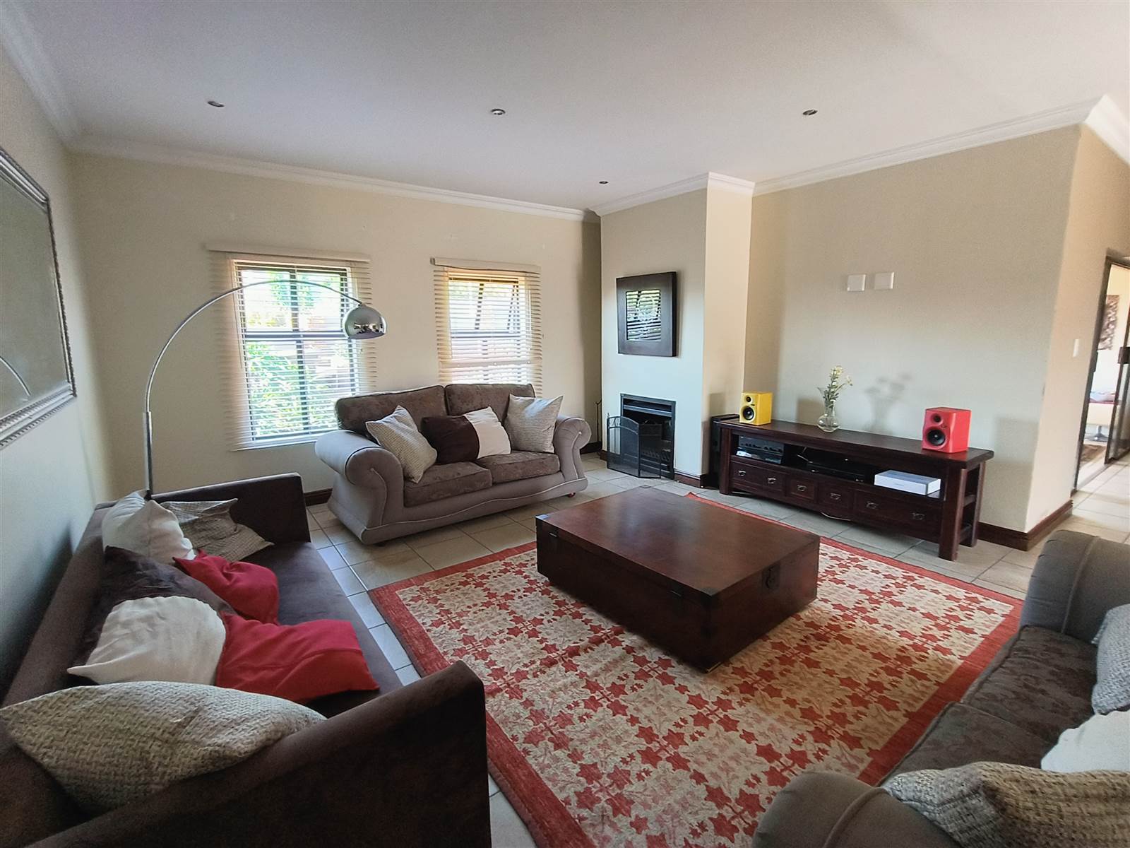 3 Bed House in Rietvlei Ridge Country Estate photo number 5