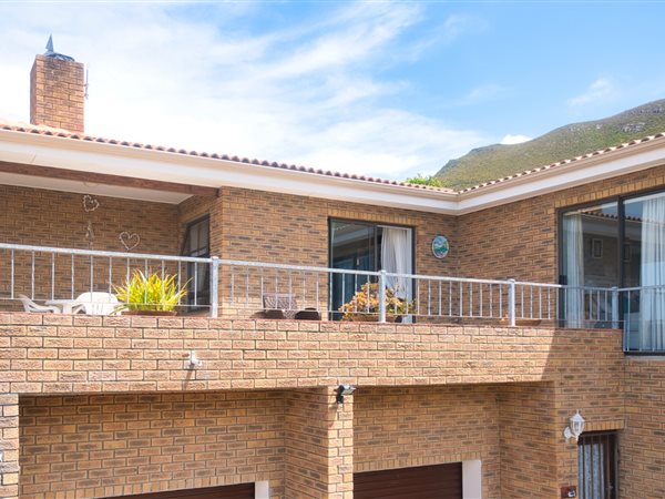 5 Bed House in Northcliff
