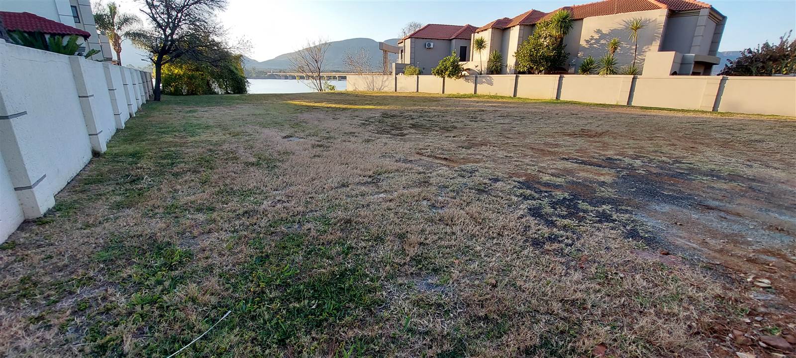 1081 m² Land available in Westlake Estate photo number 4