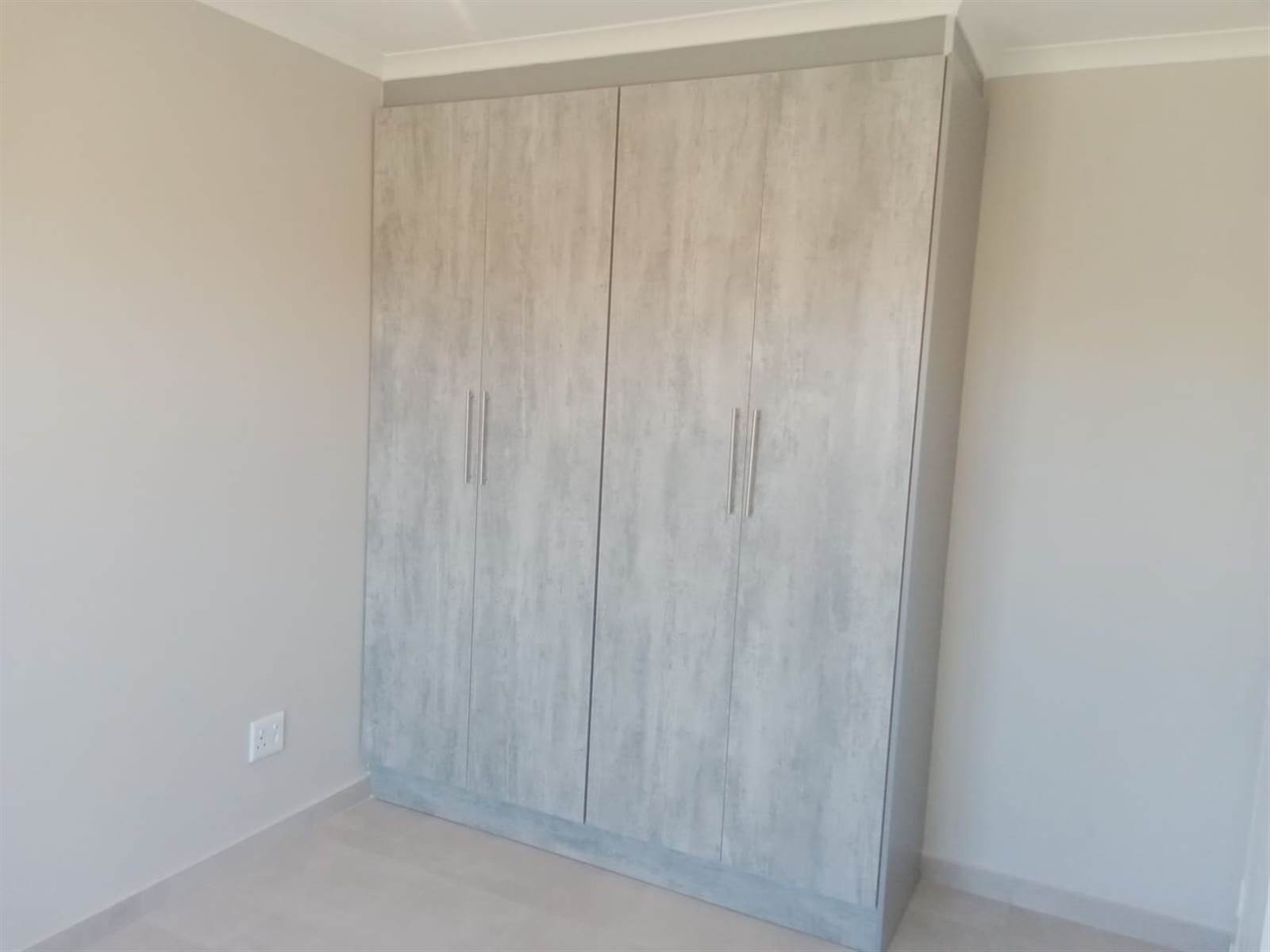 2 Bed House in Secunda photo number 12