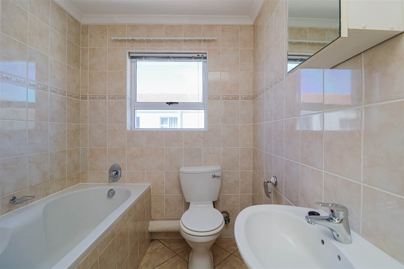 3 Bed Townhouse in Gordons Bay Central photo number 21
