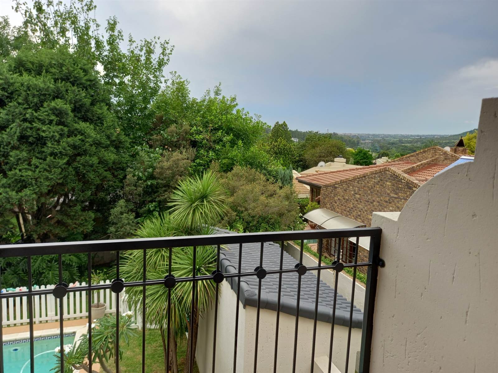 3 Bed House in Lonehill photo number 21