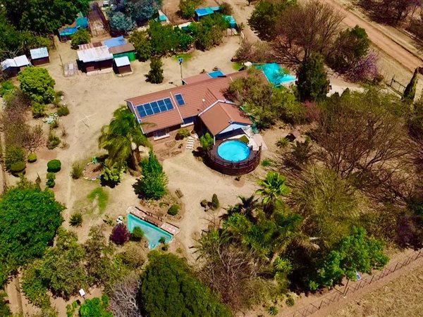 1.4 ha Smallholding 1.4 ha Smallholding