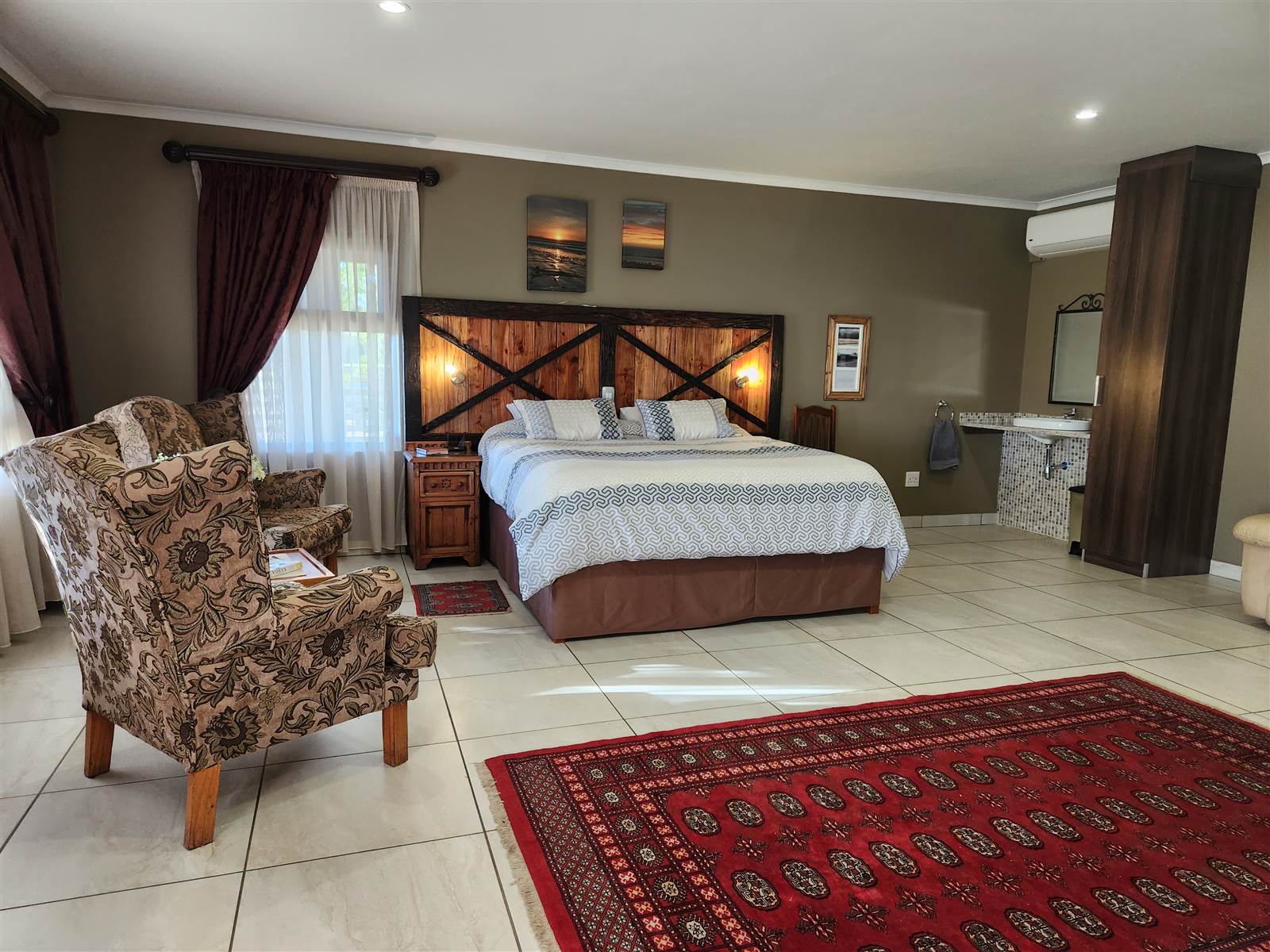 3 Bed House in Upington photo number 21