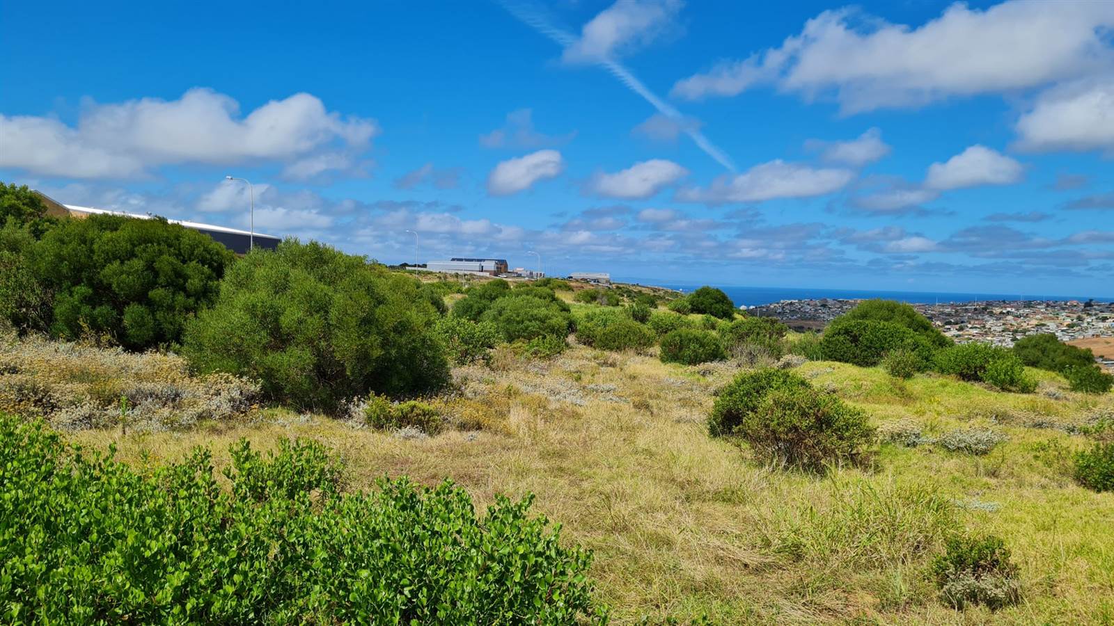 1335 m² Land available in Mossel Bay Central photo number 1