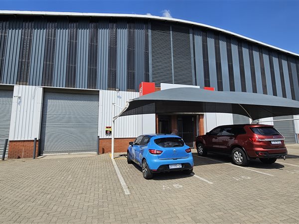 284  m² Industrial space