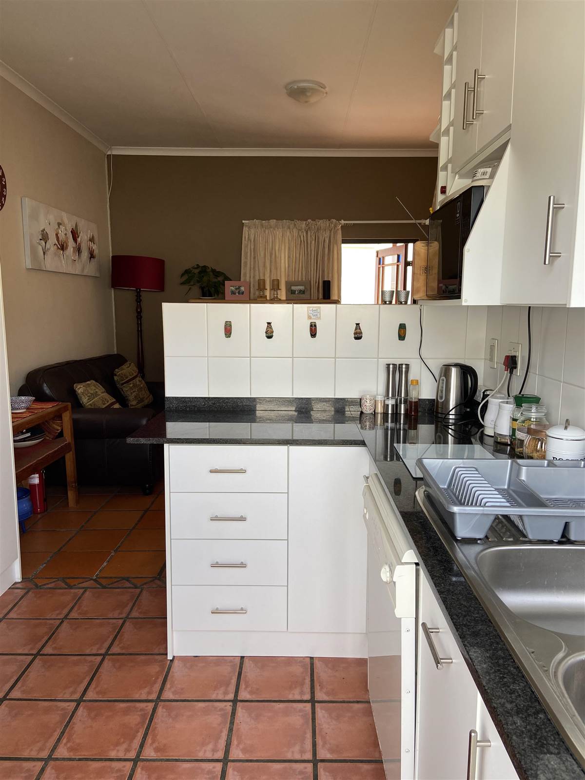 2 Bed House in Durbanville Central photo number 3