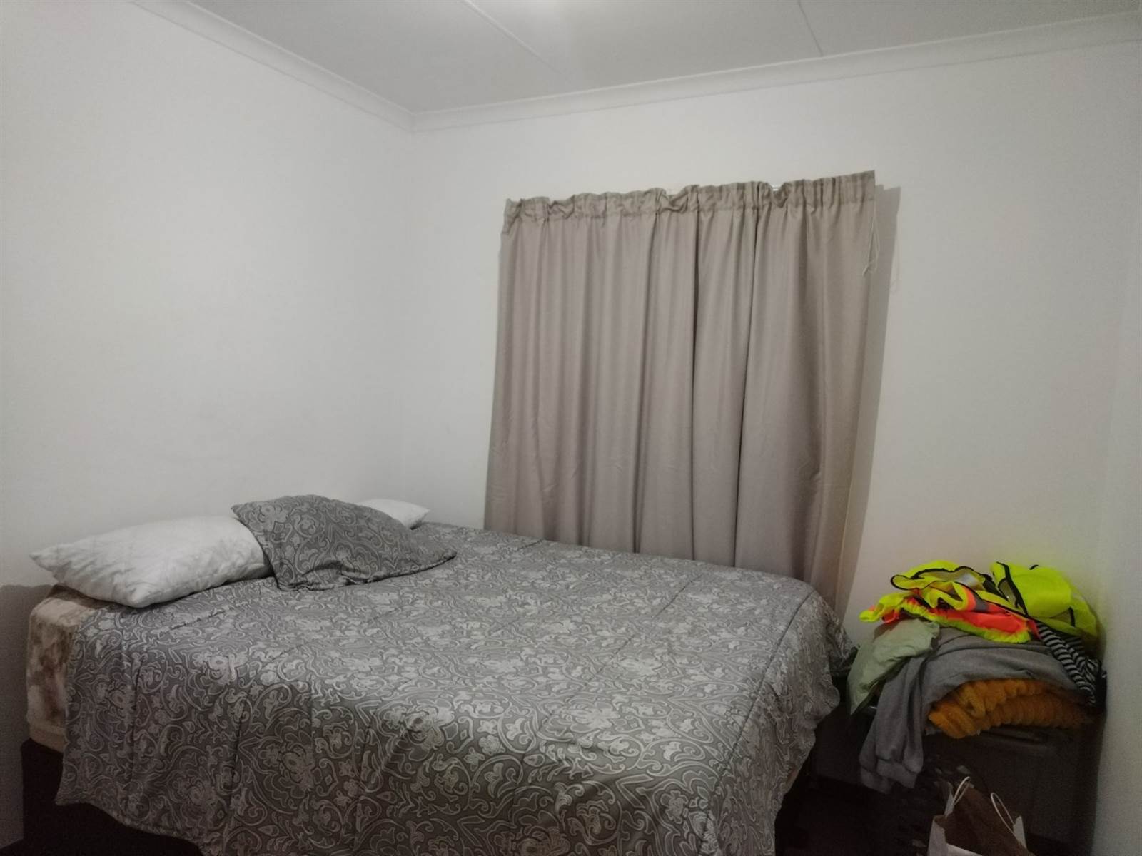 2 Bed Apartment in Mooikloof Ridge photo number 13