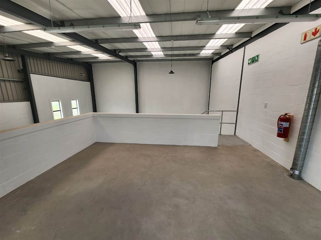 132  m² Industrial space in Parklands photo number 17