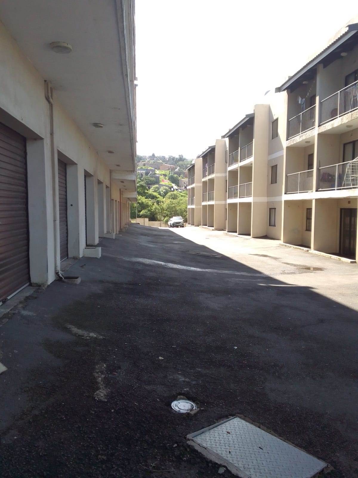 2 Bed Apartment in Newlands East photo number 15