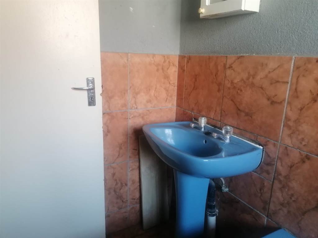 3 Bed House in Tlhabane photo number 26