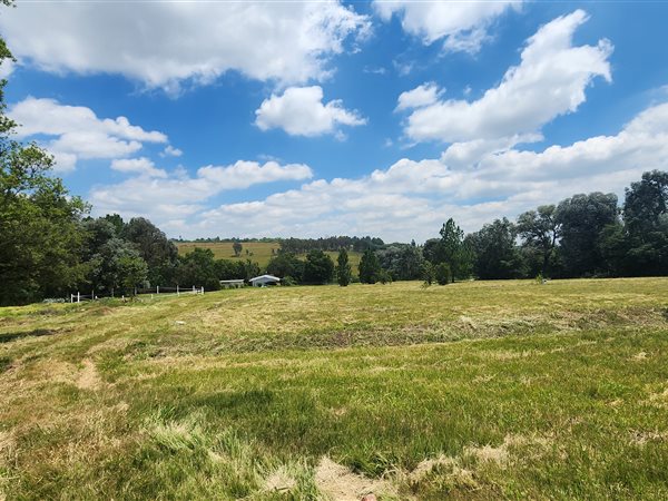 8 565 m² Land