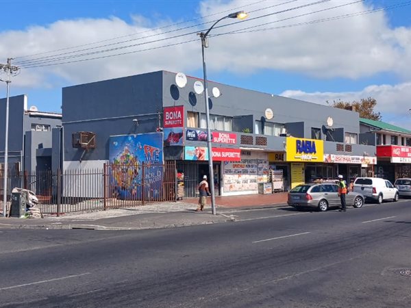 Commercial space in Grassy Park