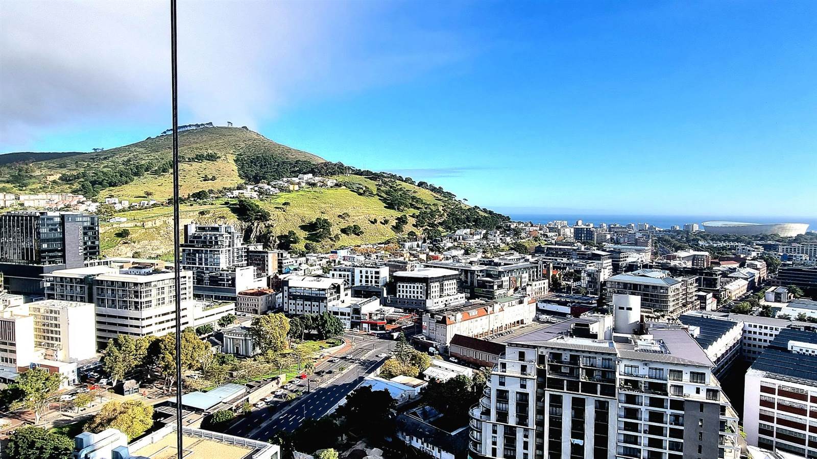 1 Bed Apartment in Cape Town City Centre photo number 13