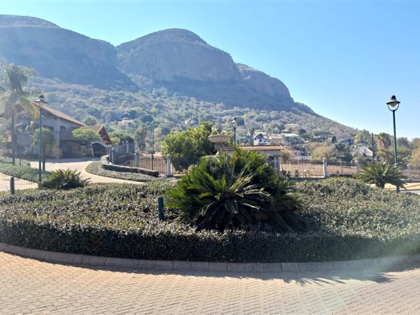 378 m² Land