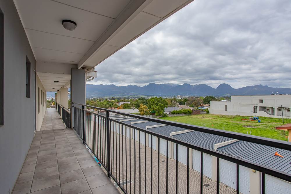 2 Bed Apartment in Northern Paarl photo number 21