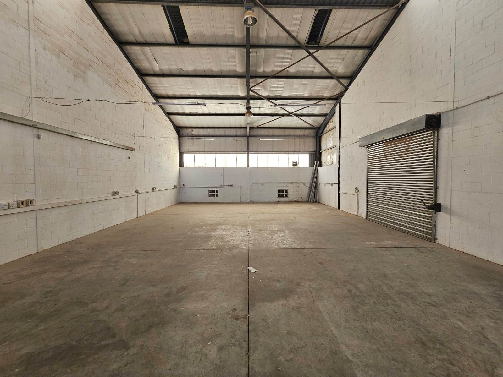 220  m² Industrial space in Strand Central photo number 3