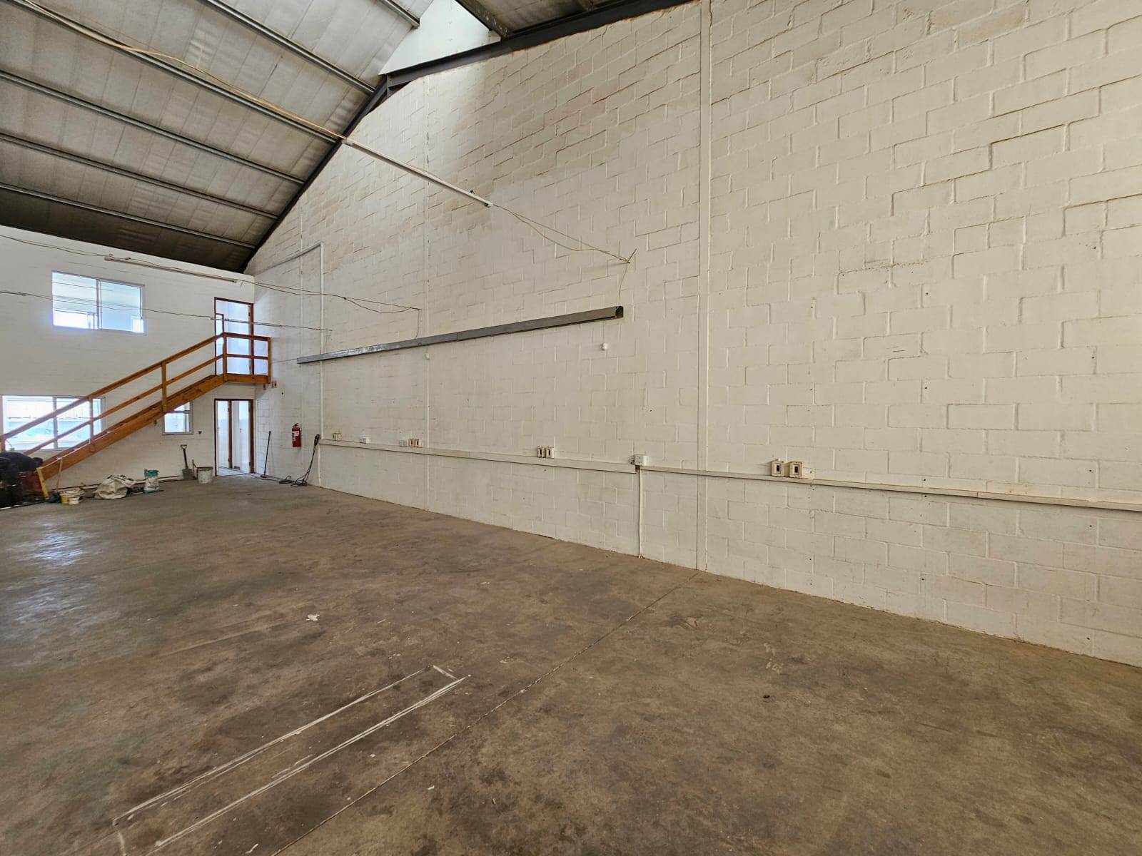 220  m² Industrial space in Strand Central photo number 5