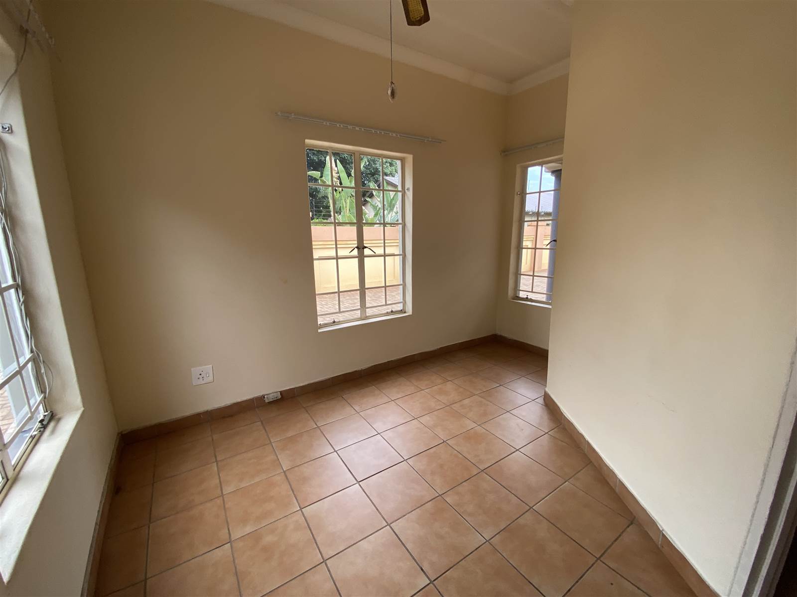 3 Bed Townhouse in Mokopane photo number 12
