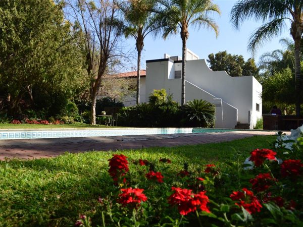 7 Bedroom House 7 Bedroom House