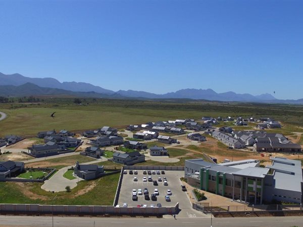261 m² Land available in Robertson