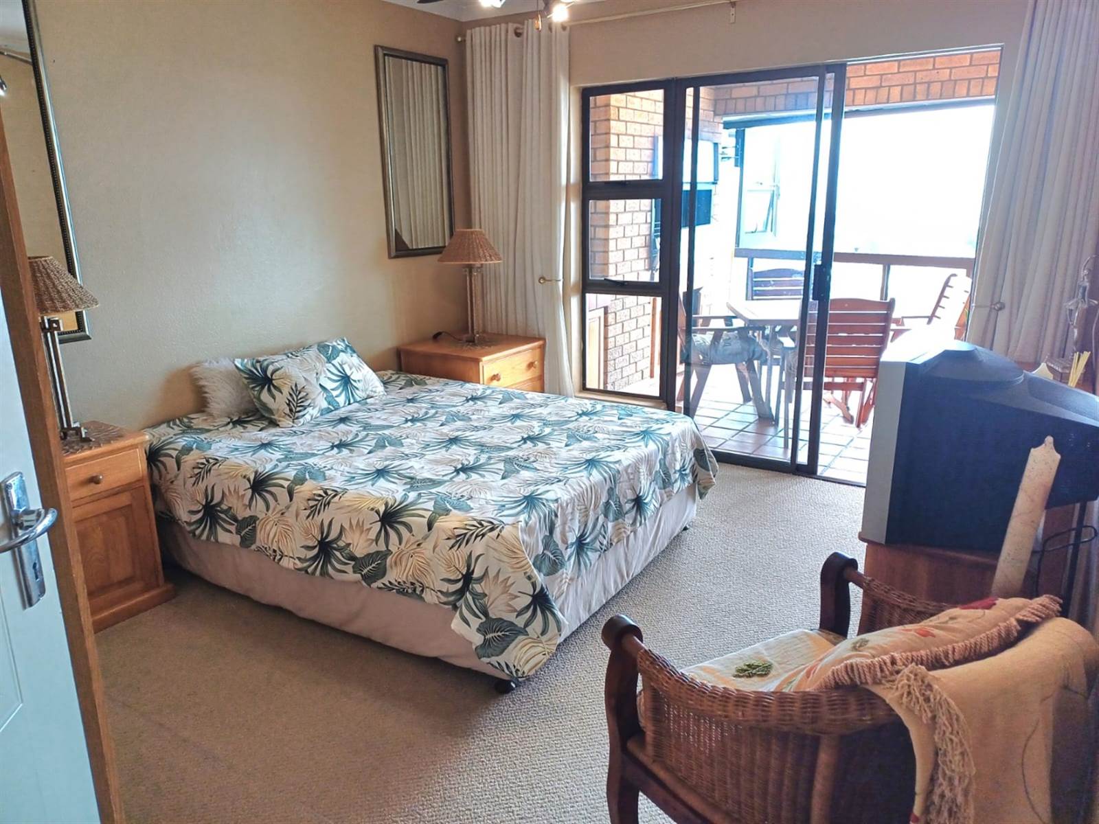 2 Bed House in Mossel Bay Central photo number 15