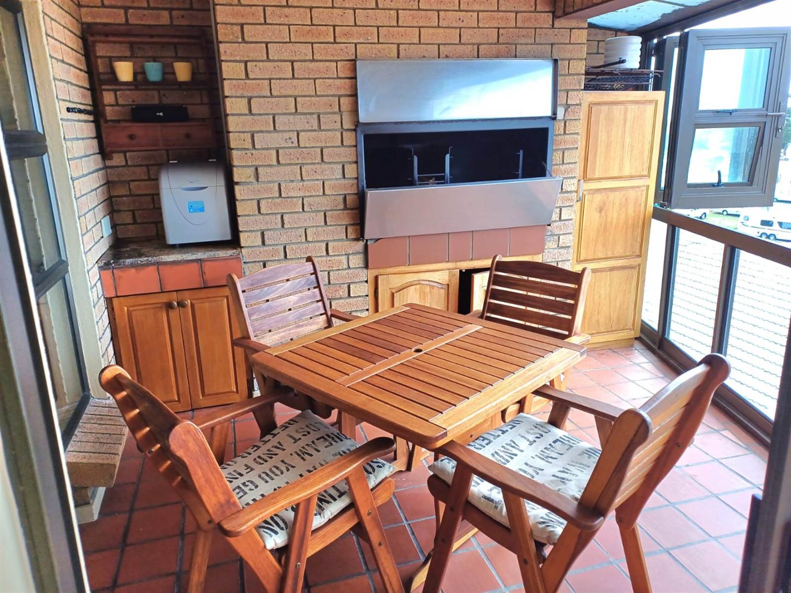 2 Bed House in Mossel Bay Central photo number 13