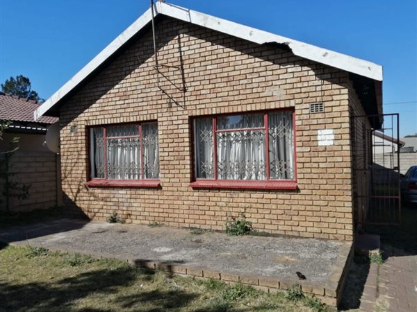 3 Bedroom House 3 Bedroom House