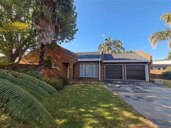 3 Bedroom House 3 Bedroom House