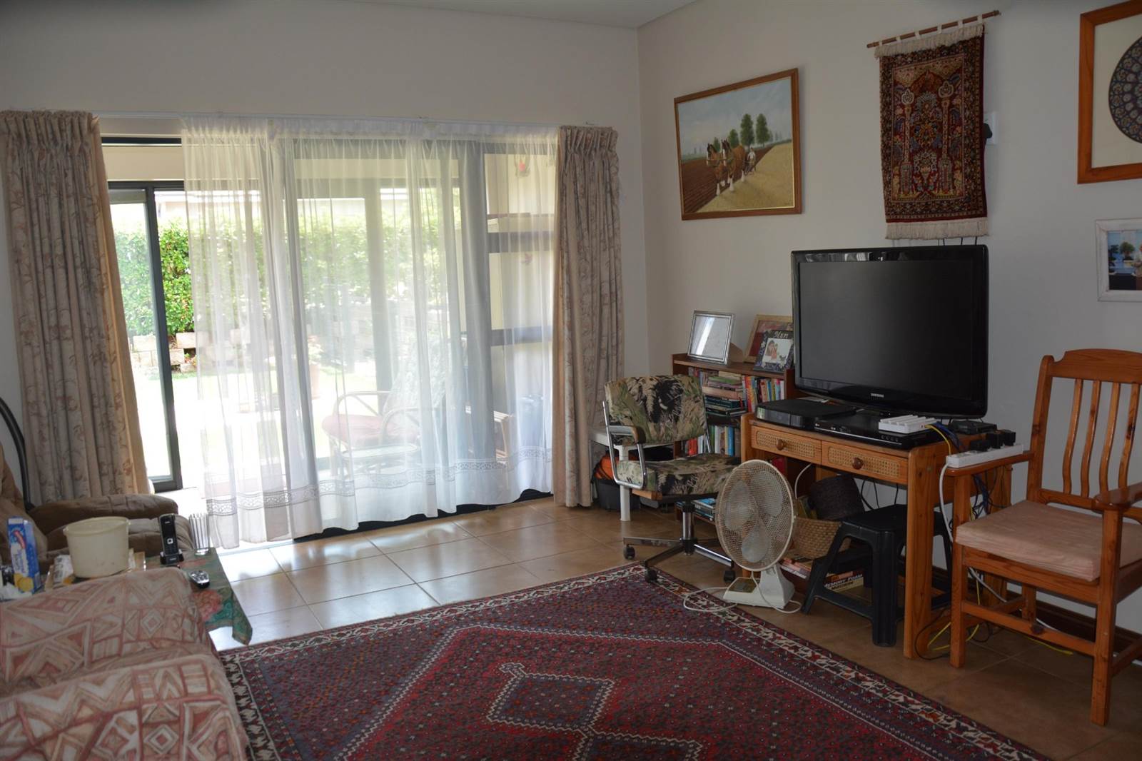 2 Bed Apartment in Eastland Mature Lifestyle Estate photo number 3