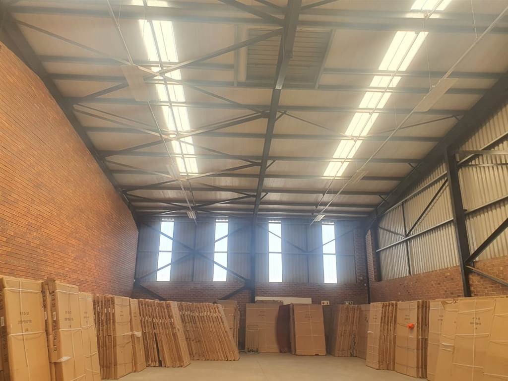 340  m² Industrial space in Clayville photo number 6