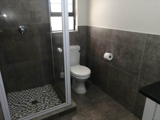 2 Bed Apartment in Melville photo number 8