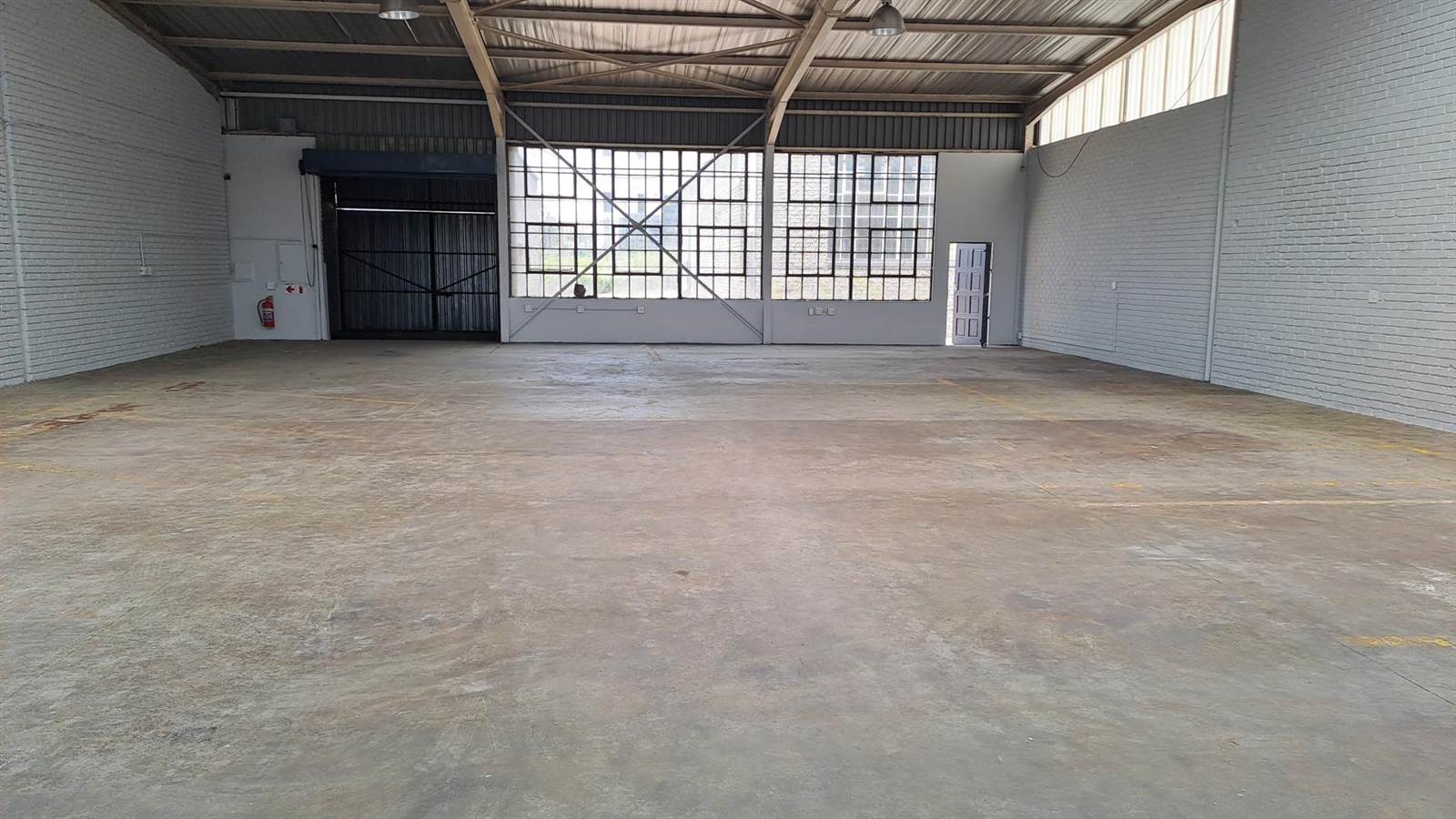 550  m² Commercial space in Halfway House photo number 6