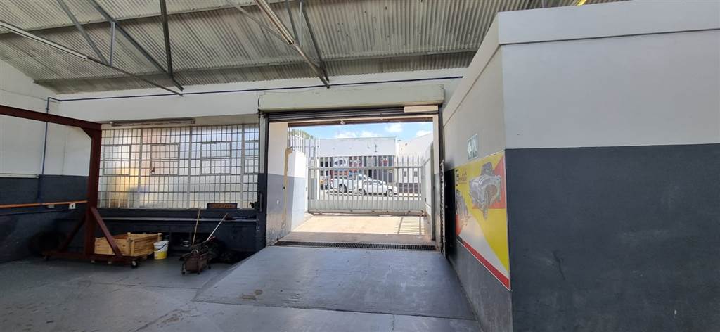 450  m² Industrial space in Krugersdorp Central photo number 17
