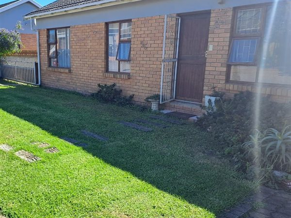 2 Bedroom House 2 Bedroom House
