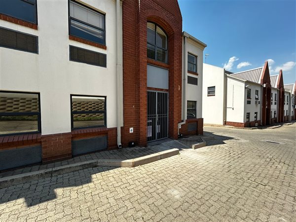 278 m² Industrial space 278 m² Industrial space