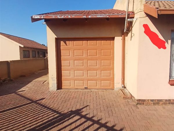 2 Bedroom House 2 Bedroom House