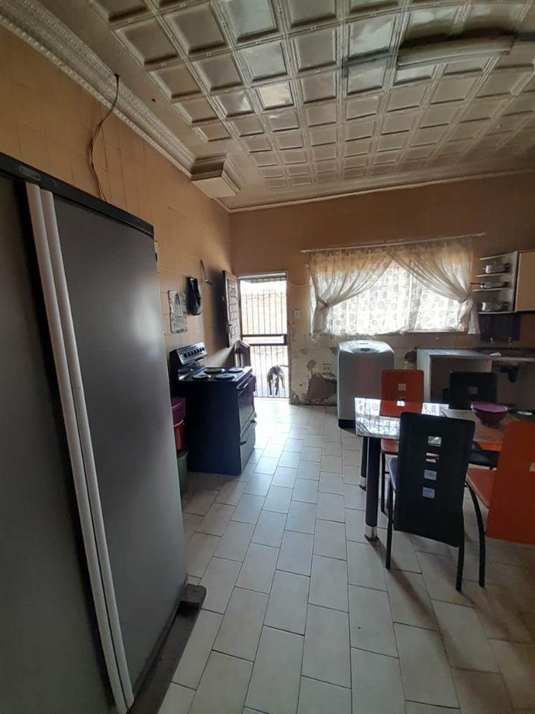 4 Bed House in Brakpan Central photo number 26