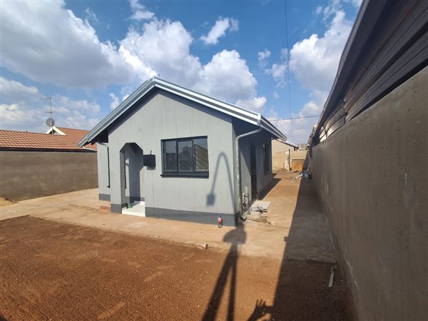 3 Bedroom House 3 Bedroom House