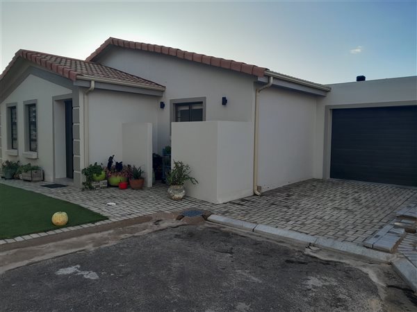 3 Bed House in Albertinia